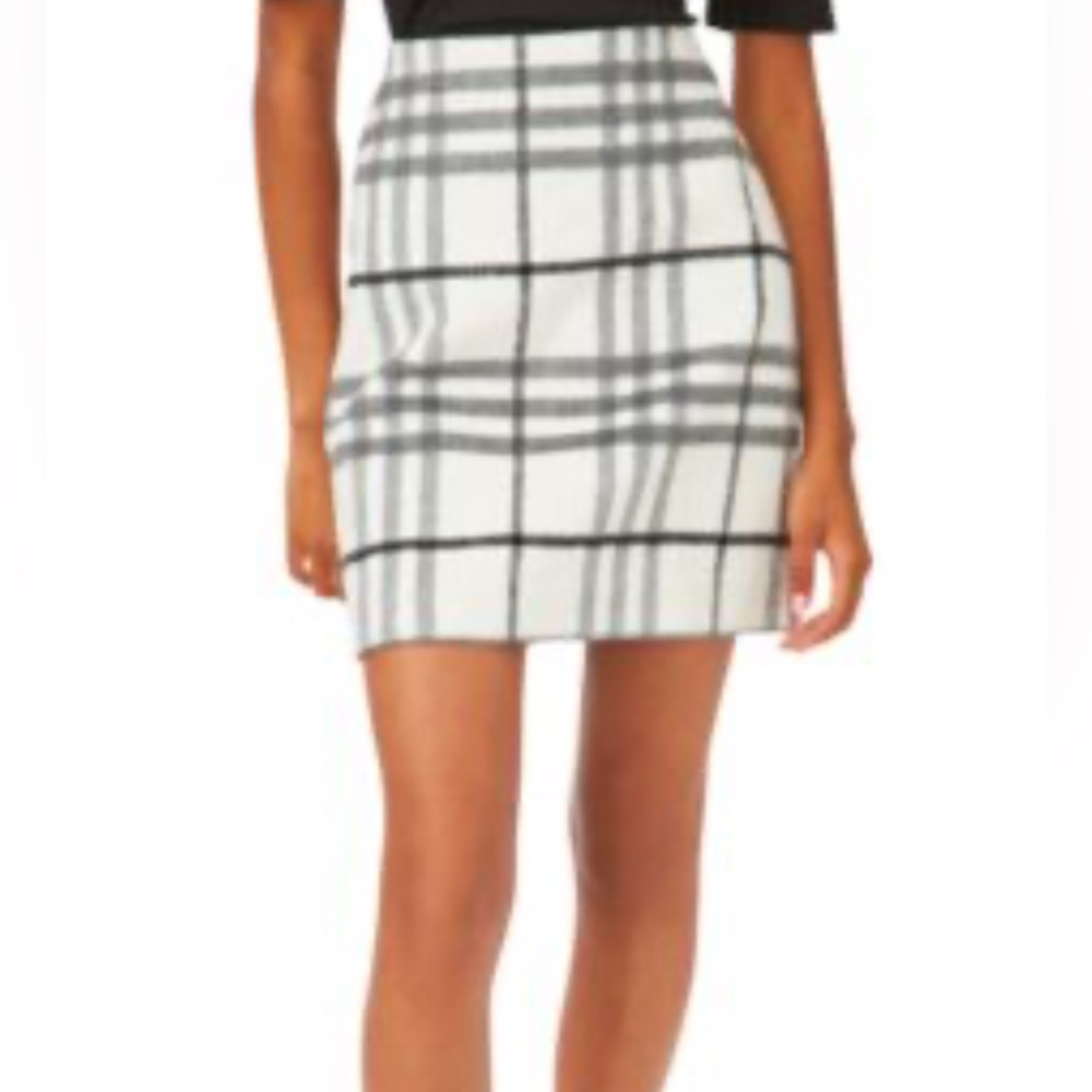 Riley & Rae Black and Grey Plaid Mini Skirt